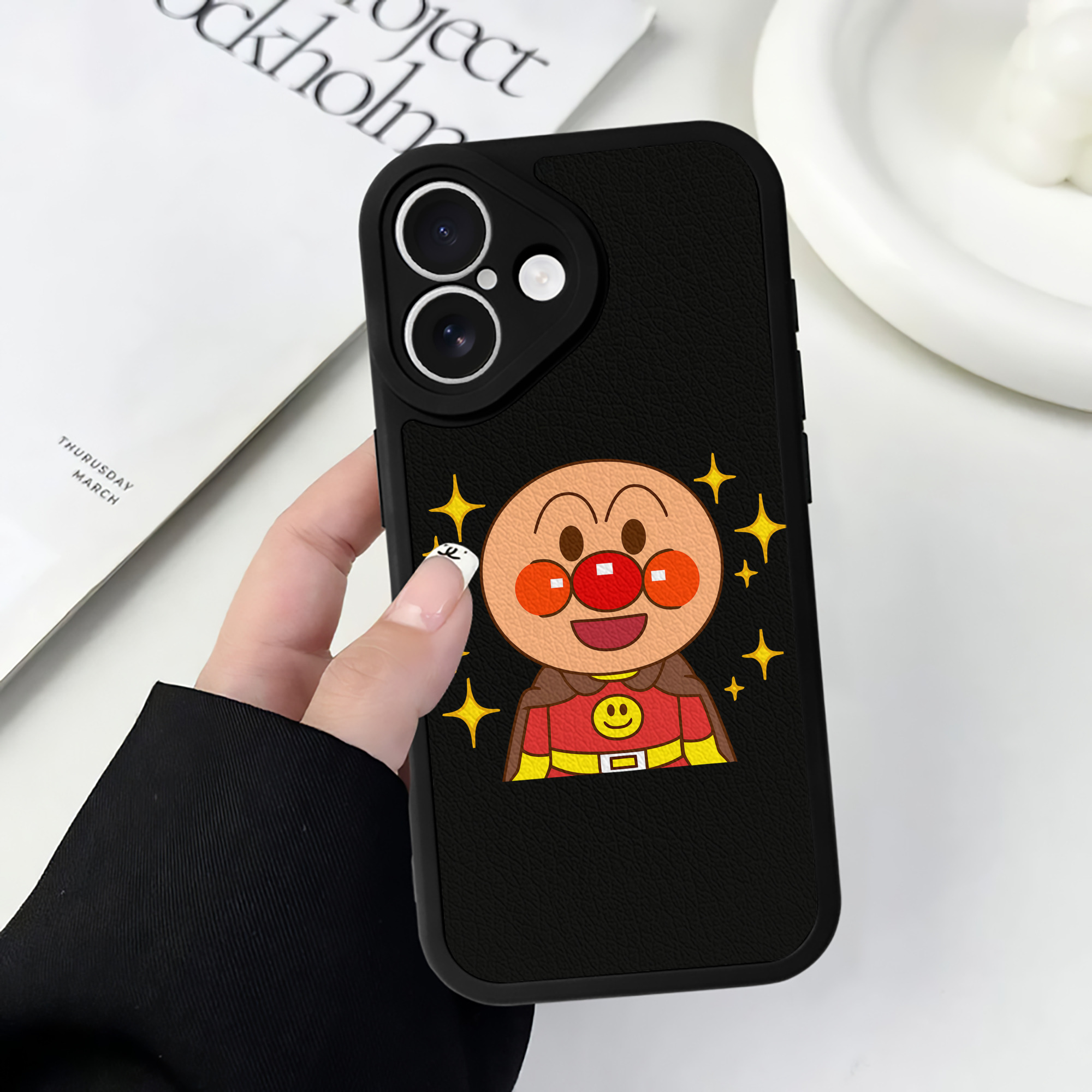 （画像用） アンパンマン Anpanman 【iPhone 16シリーズ対応】シリコンスマホケース（レザー調） 材質：シリコン